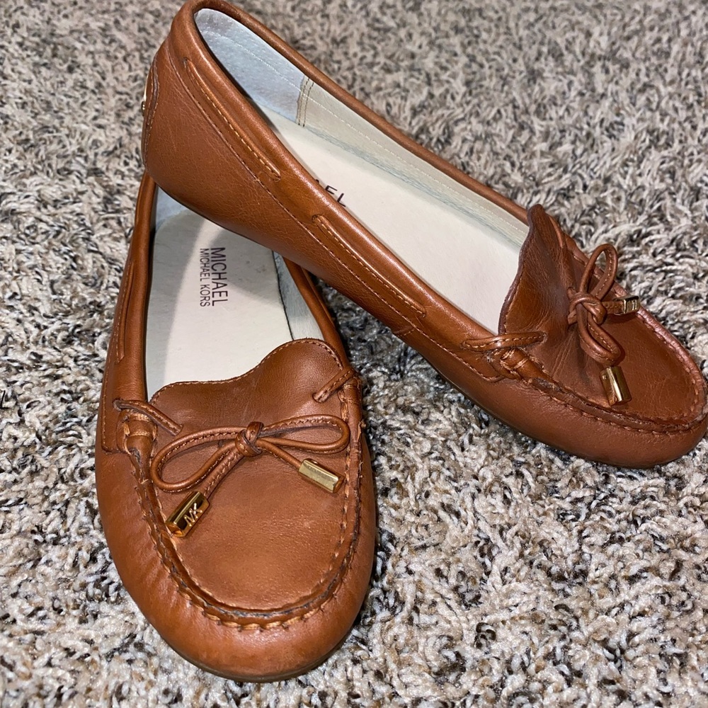 Camel colored MICHAEL KORS loafers